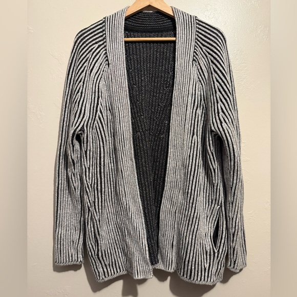 Lululemon Cotton-Cashmere Blend Sweater Wrap Powdered Clay/White/Lakeside Size 8 - Picture 3 of 15